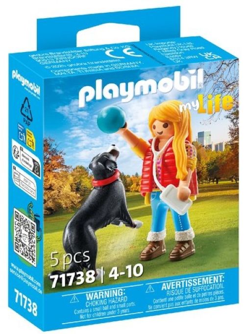 MUJER CON PERRO DE MONTAÑA PLAYMOBIL