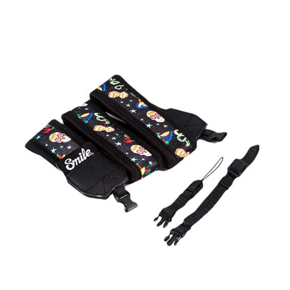 [111601140199] Camera Strap Hungup - Pin Up